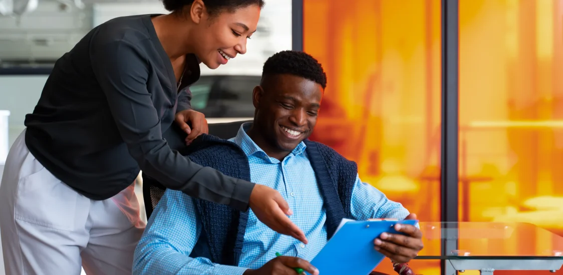 people-office-work-day (1)